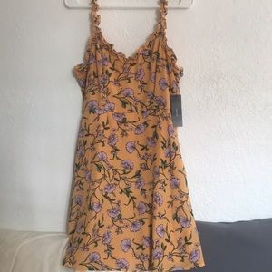NWT lulus floral dress